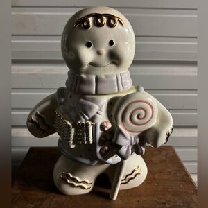 2002 Lenox “The Gingerbread Cookie Jar”